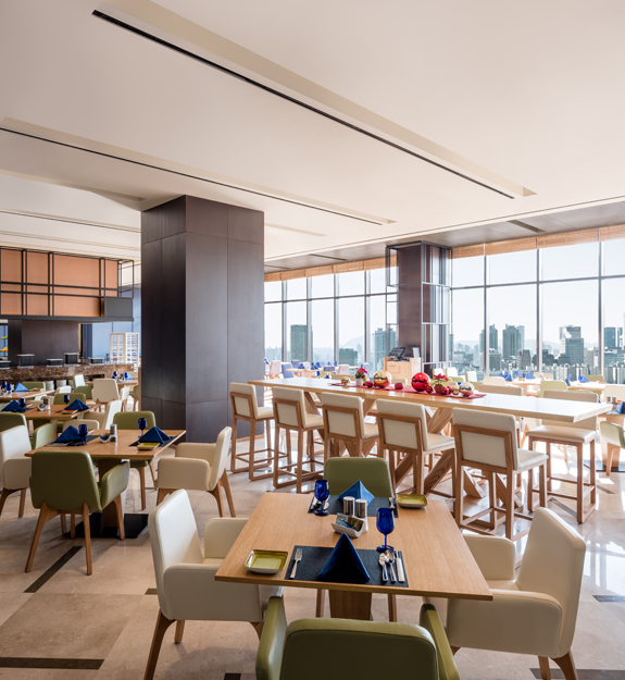 restaurant2